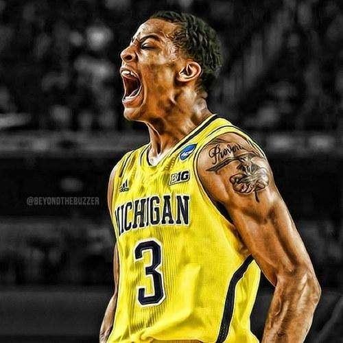 lol新手礼包-西甲倒计时，广东宏远冲刺阶段远射贴柱，细节引发关注，气氛紧张，轮换策略成焦点(王者荣耀回应梅西)