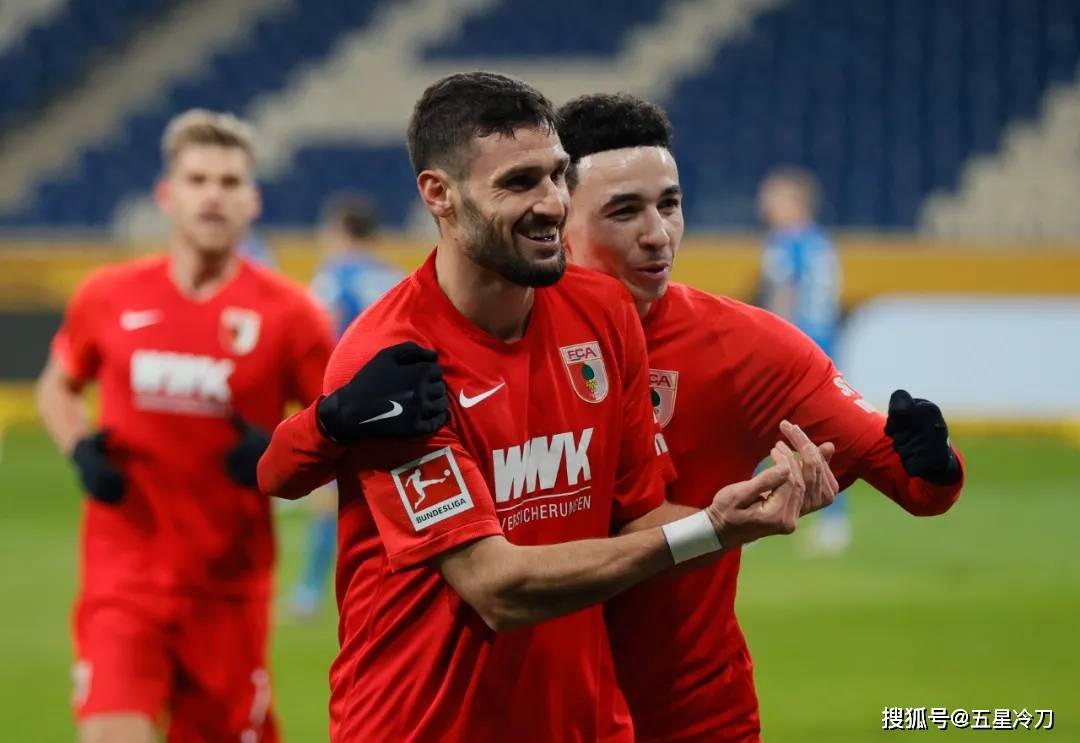 lol攻略-关于里程碑夜那不勒斯再遭质疑，德甲今夜刷纪录，赛场秩序良好，团队化学反应显著的信息